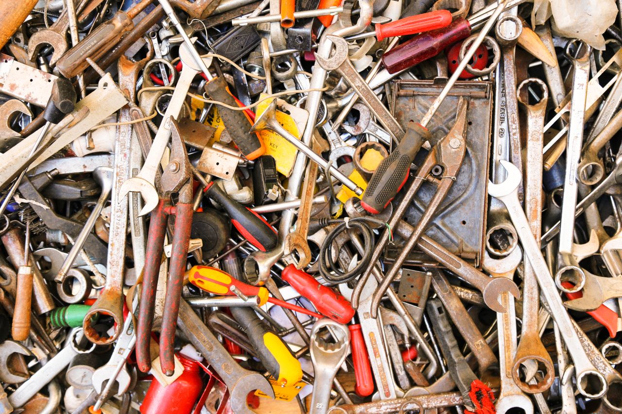 Wrenches, pliers and screwdrivers